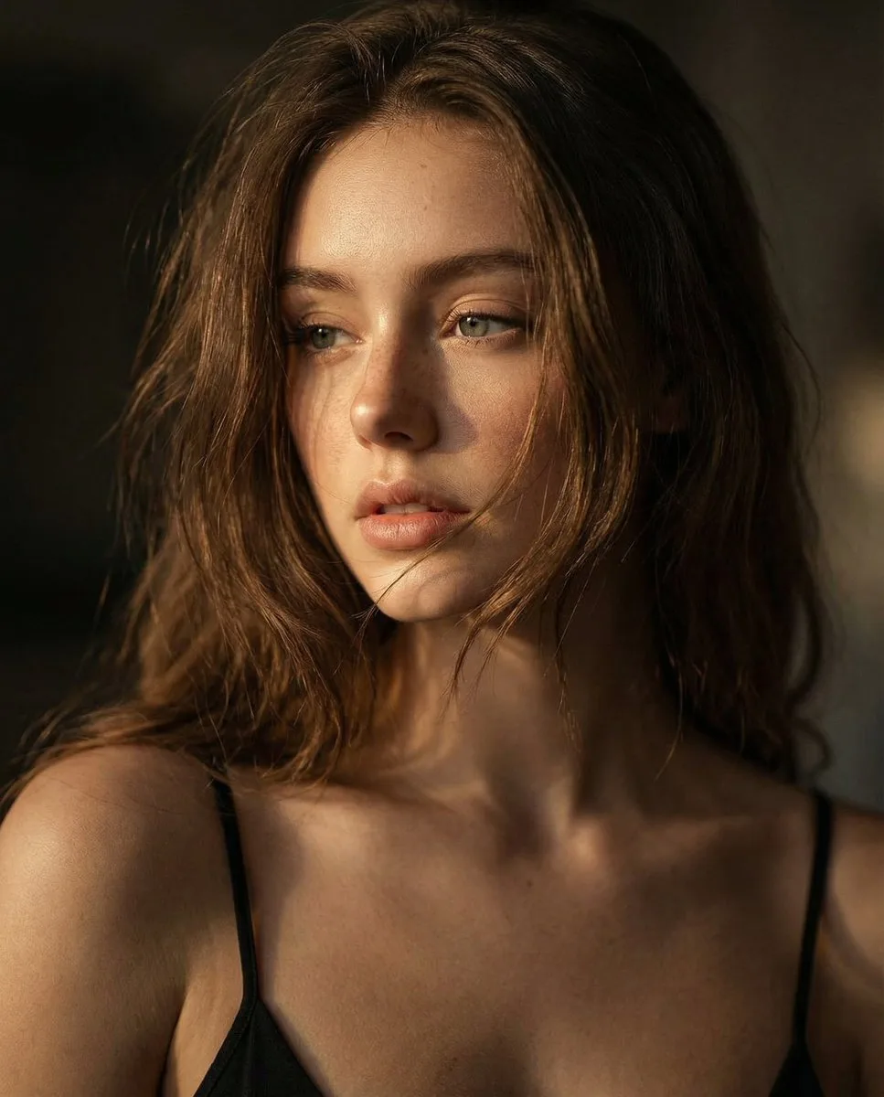 ภาพพอร์ตเทรตหญิงสาวอ่อนโยน สไตล์ภาพยนตร์ 1