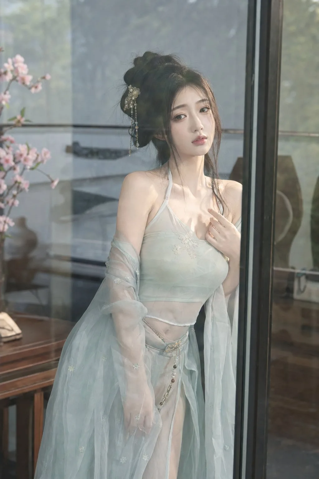 ภาพถ่ายหญิงสาวชุดจีนโบราณสไตล์กระจกซ้อนทับรับแสง 2