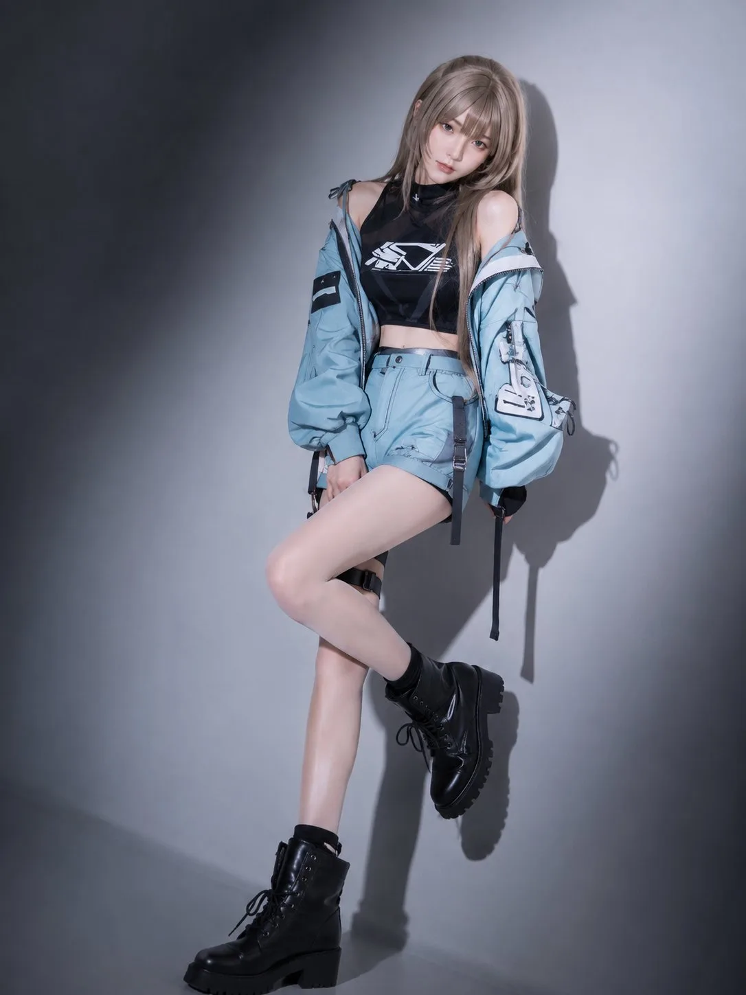 นิตยสารแฟชั่นหรู: ถ่ายภาพสมจริง เปลี่ยนชุด 1