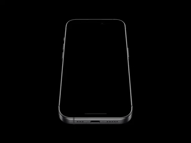 iPhone 15 Pro: โชว์ไทเทเนียมและ Dynamic Island