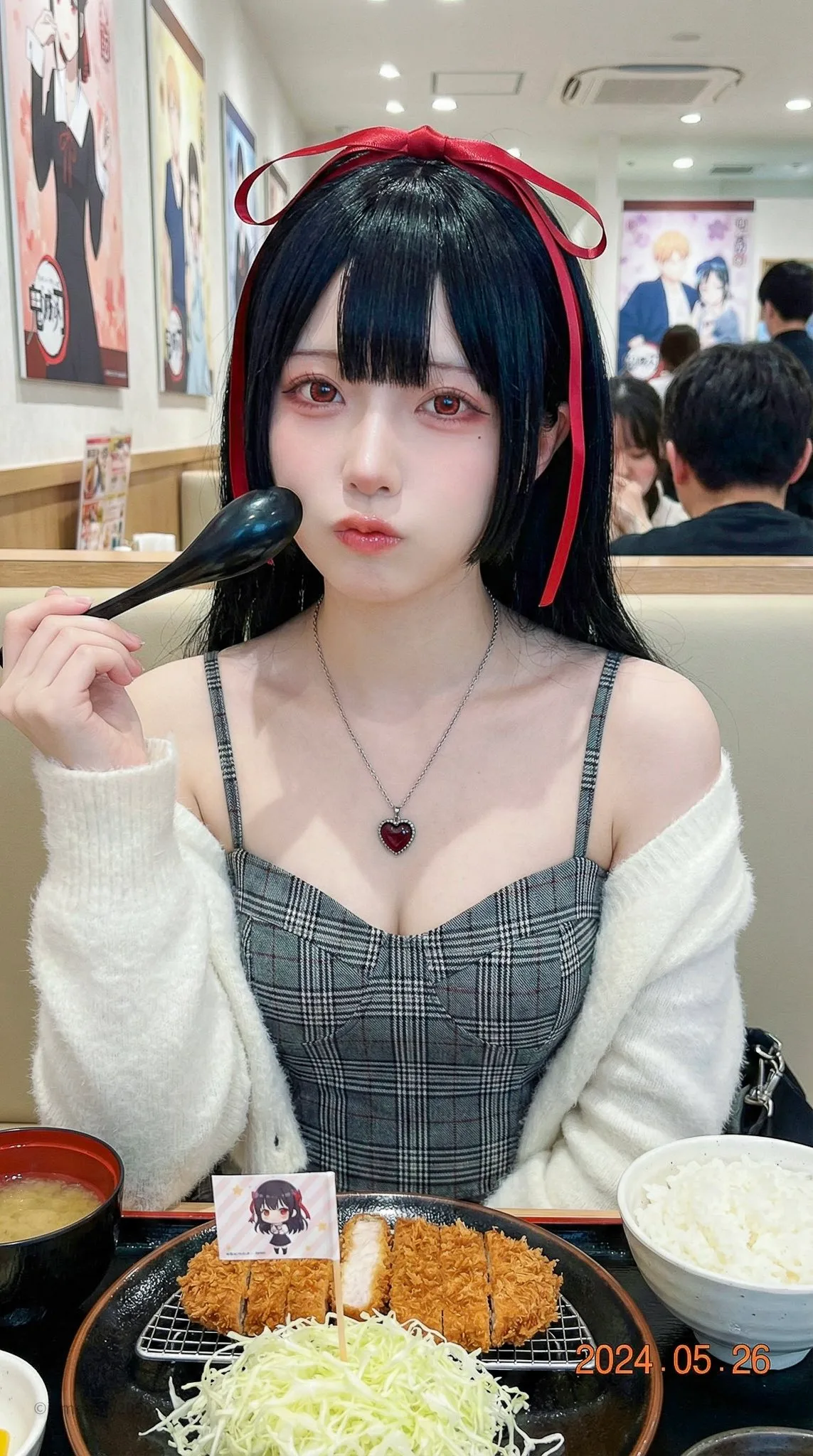 สาวคาเฟ่สไตล์จิไรเคย์: ภาพถ่ายคอสเพลย์กาแฟ 1