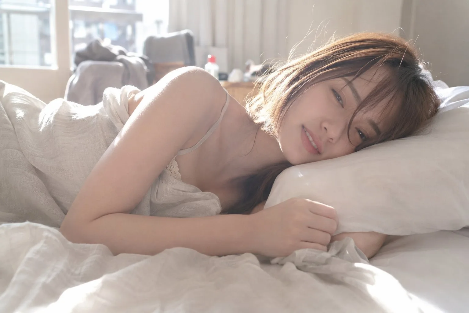 เช้าวันฤดูร้อน: เธอตื่นนอน (ภาพเหมือนจริง) 2