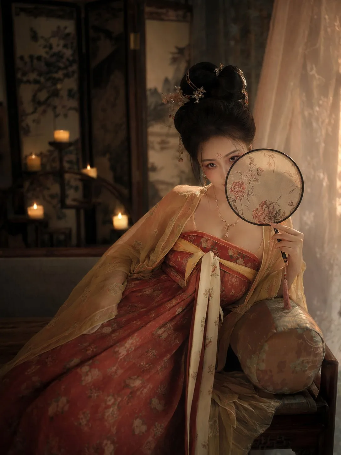 ภาพถ่ายเทียนส่องแสงงามงดในห้องสตรีราชวงศ์ถัง 1
