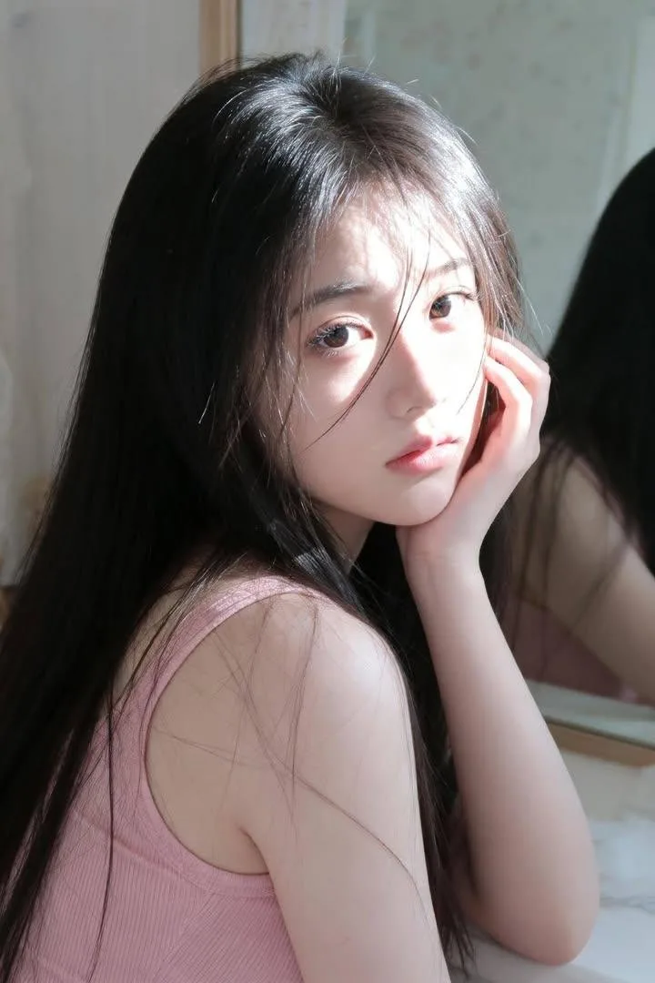ภาพพอร์เทรตหญิงสาวเอเชียตะวันออกแนววินเทจสมจริงสุดๆ 1