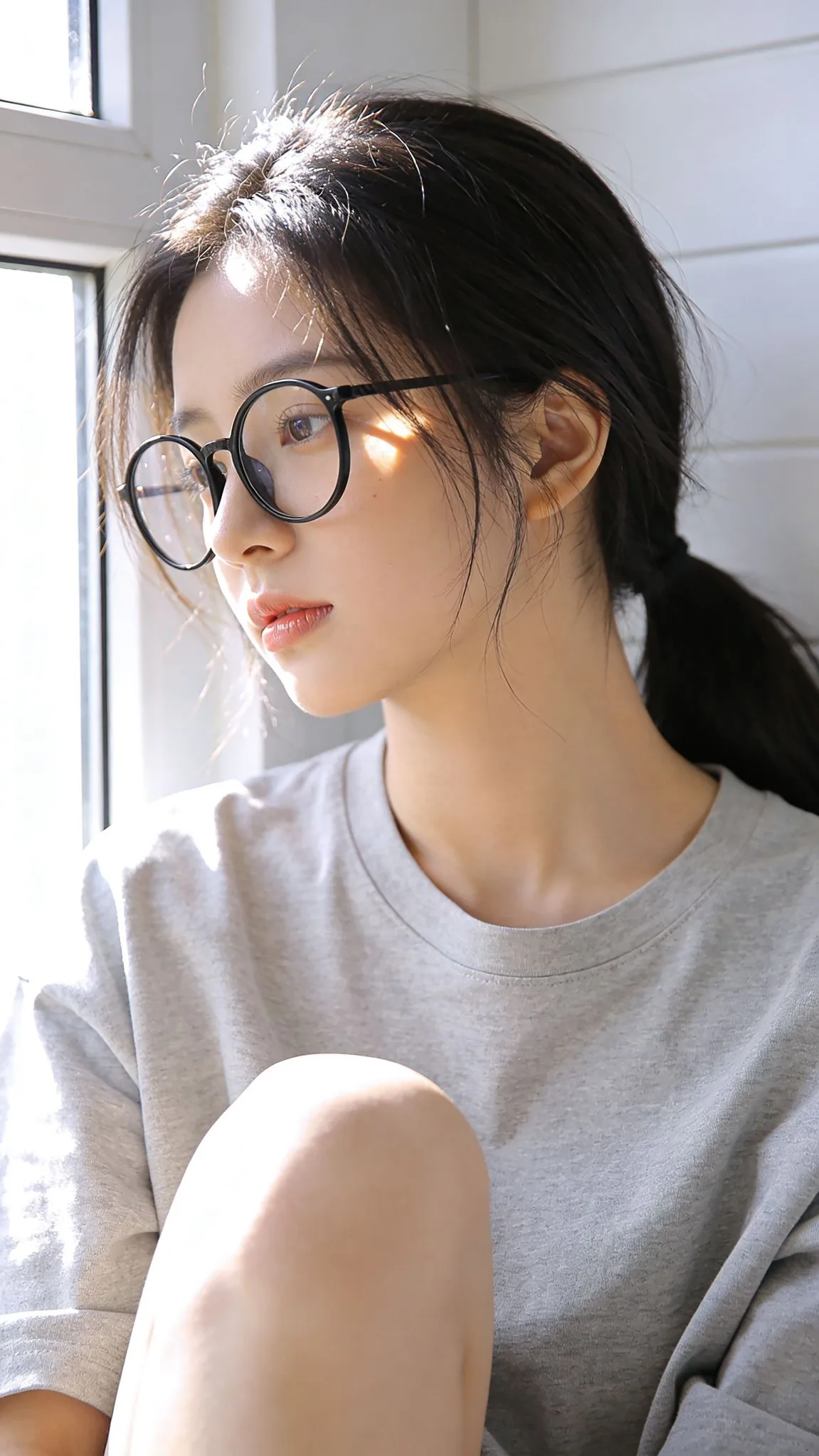 ภาพบุคคลในร่ม สไตล์ Netflix แสงนุ่มนวล สวยงาม 2