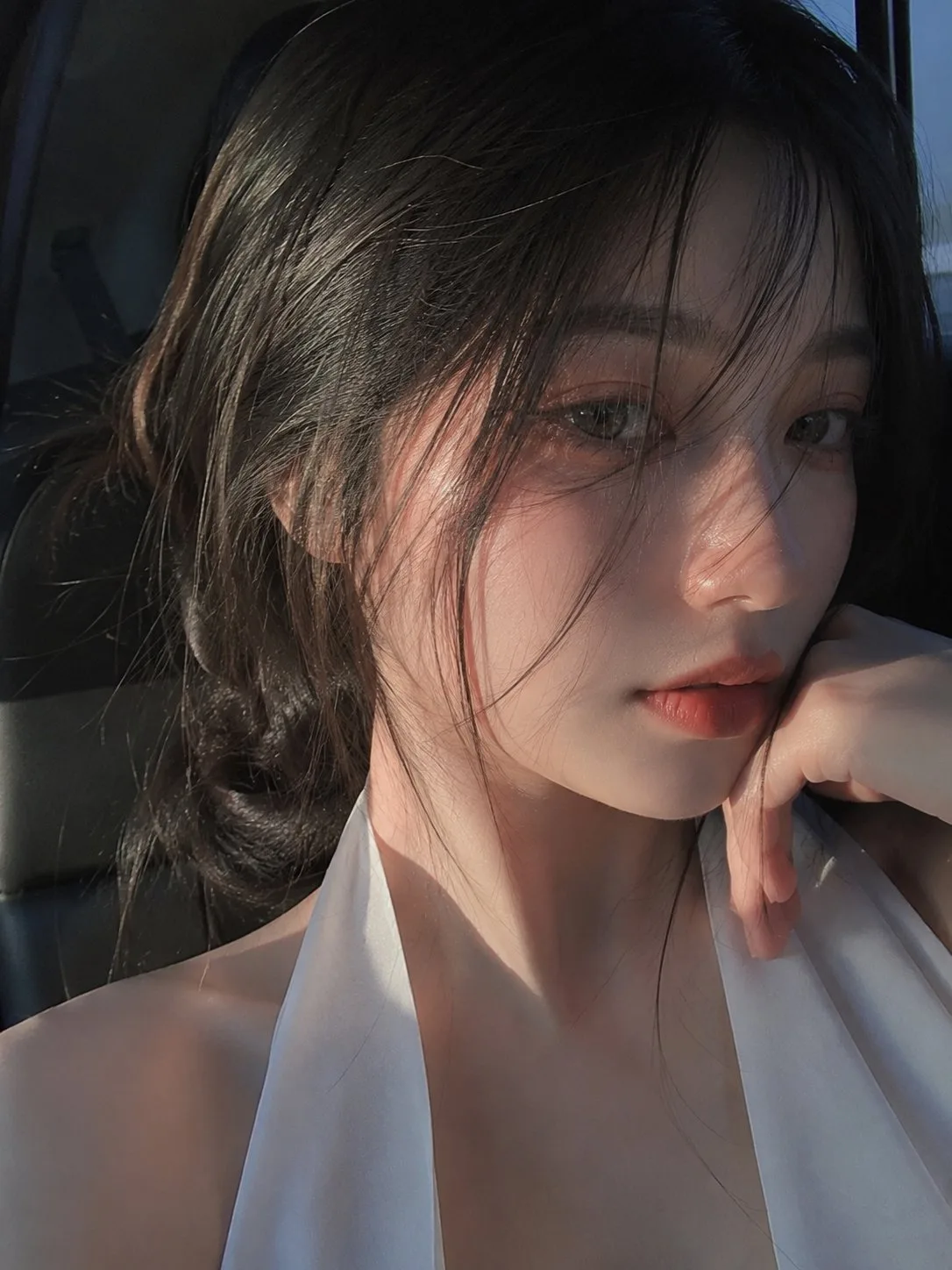 ภาพพอร์เทรตหญิงสาวเอเชียสมจริงด้วยสมาร์ทโฟน 1