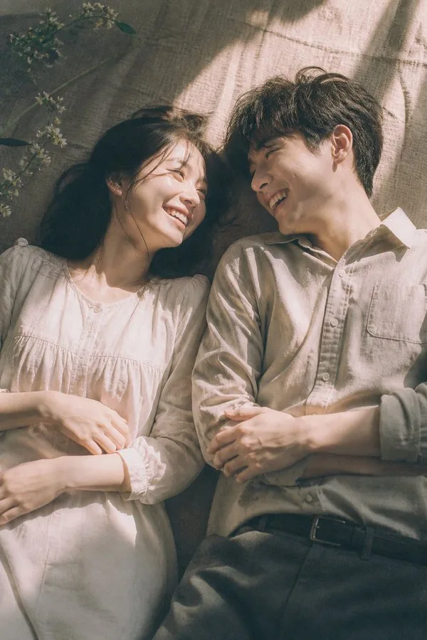 คู่รักหนุ่มสาว: ช่วงเวลาแห่งความสุขสบาย 1